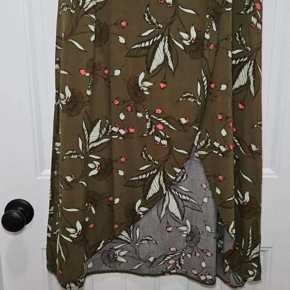 Express Floral Wrap Pull On Maxi Skirt Size Small Olive Green Careerwear Office